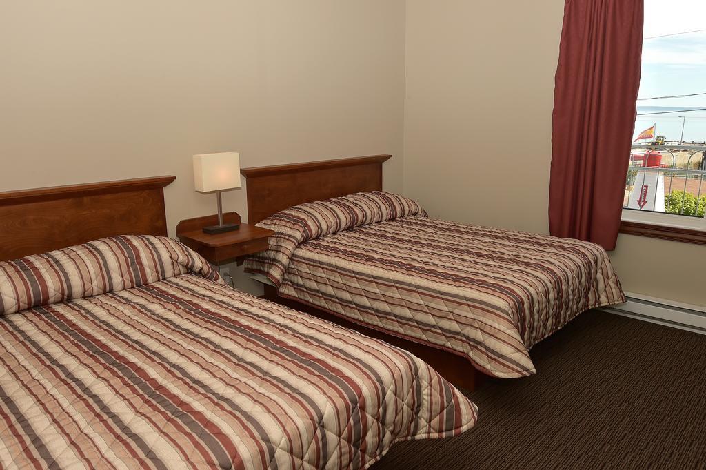 Auberge Sur Mer Charlevoix 세인트시몬 외부 사진